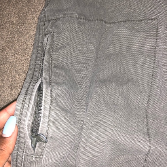 Basic Concepts Jeans - Picture 3 of 6